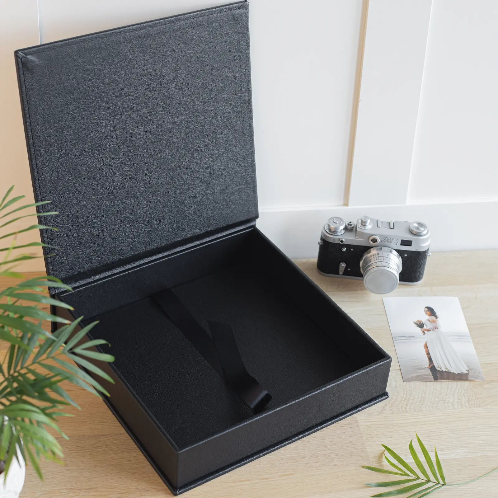 Leather Keepsake Box - Image 3
