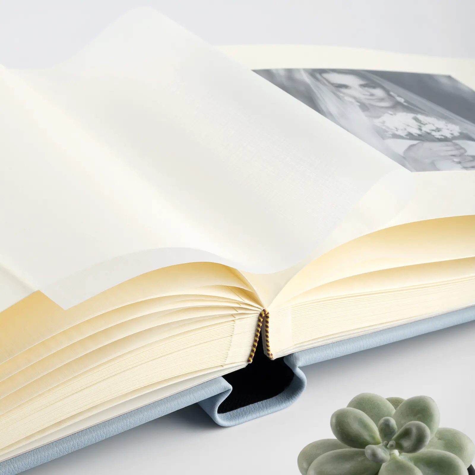 Eco Leather Traditional Photo Album - Image 4