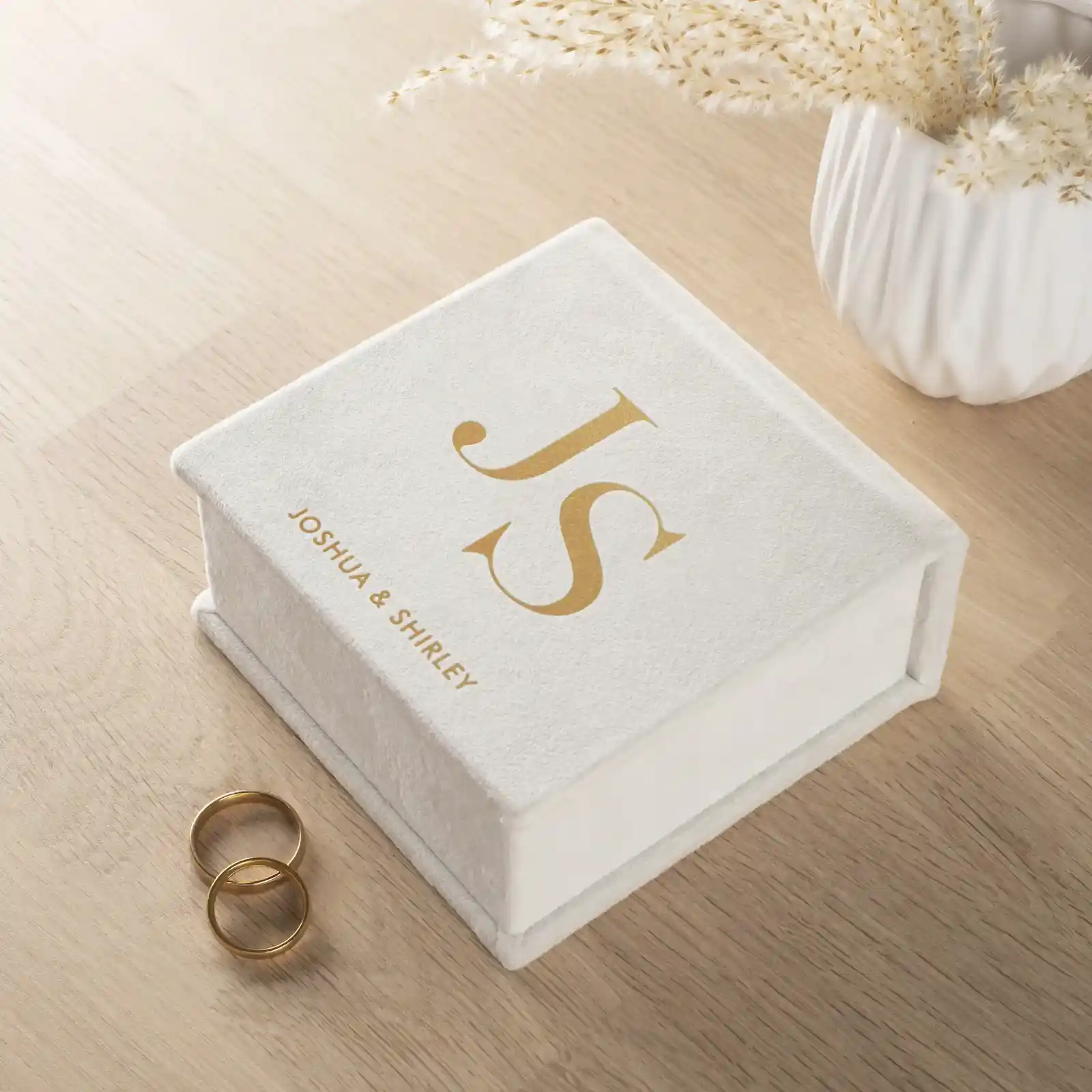 Velvet Ring Bearer Box - Image 3