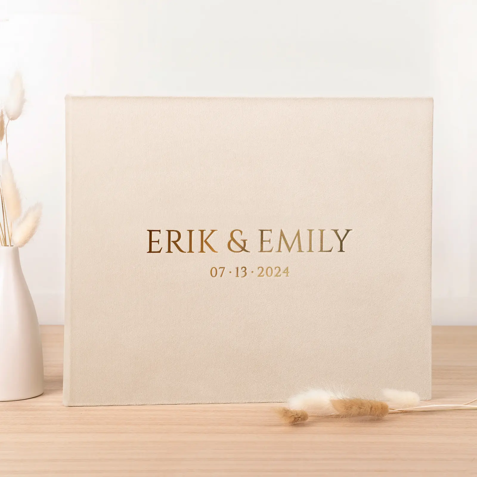 Velvet Wedding Guest Book - Image 4