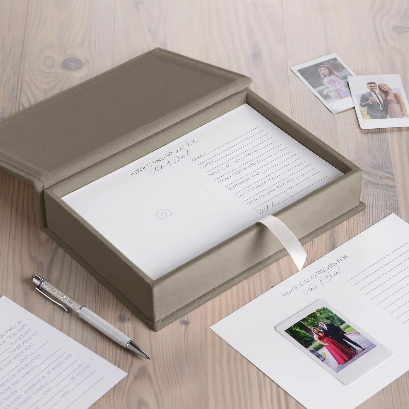 Velvet Box  + Wedding Advice Cards - Image 3