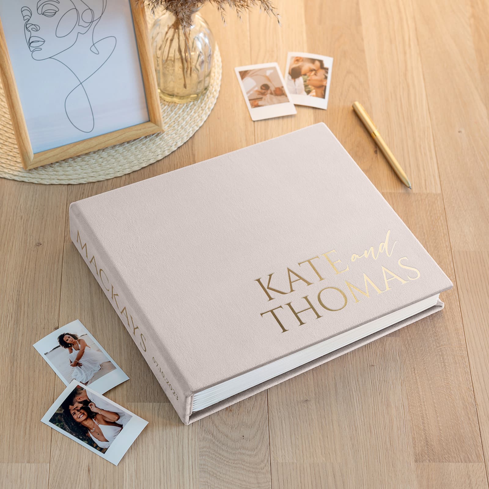 Velvet Wedding Guest Book - Image 5