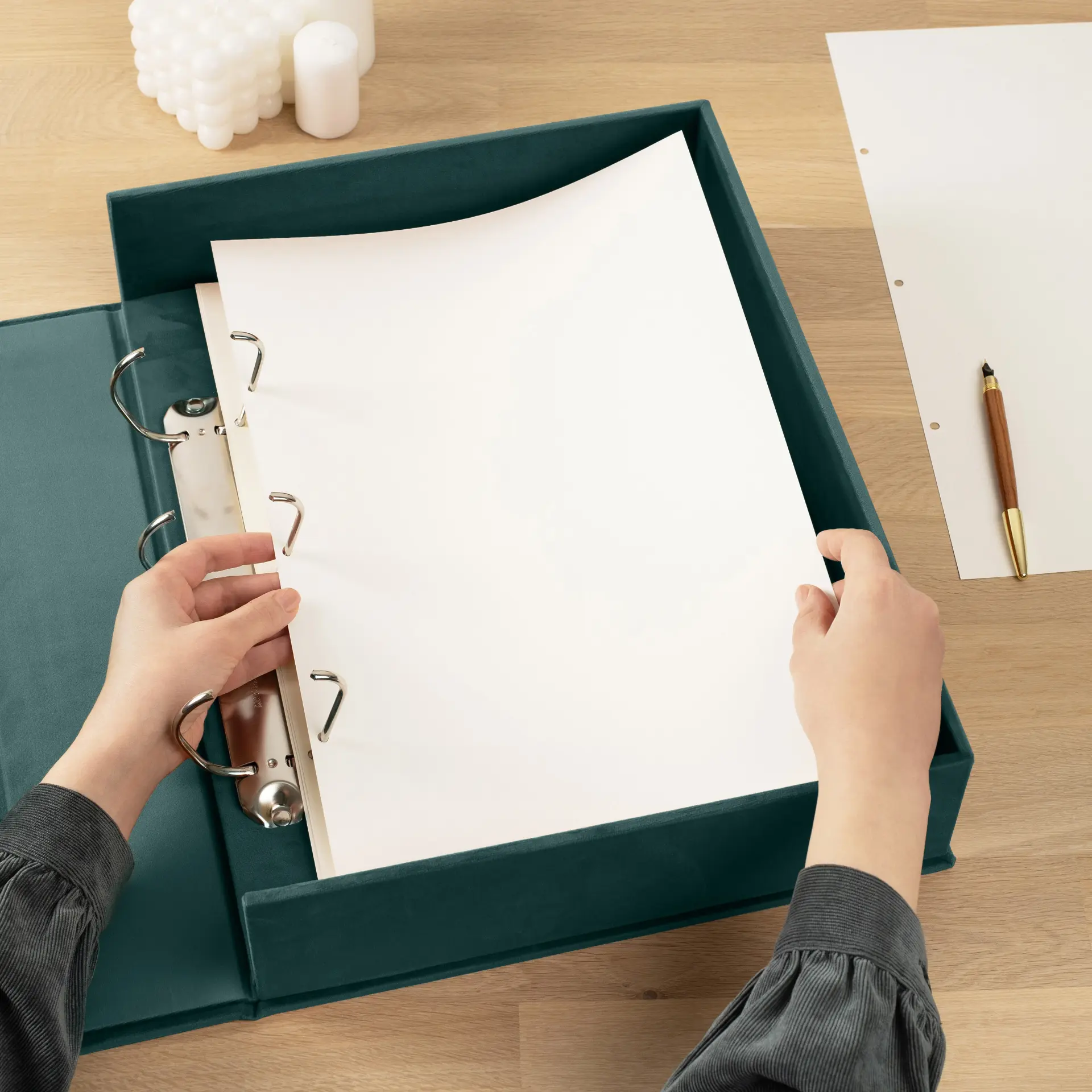 Velvet Ring Binder Box