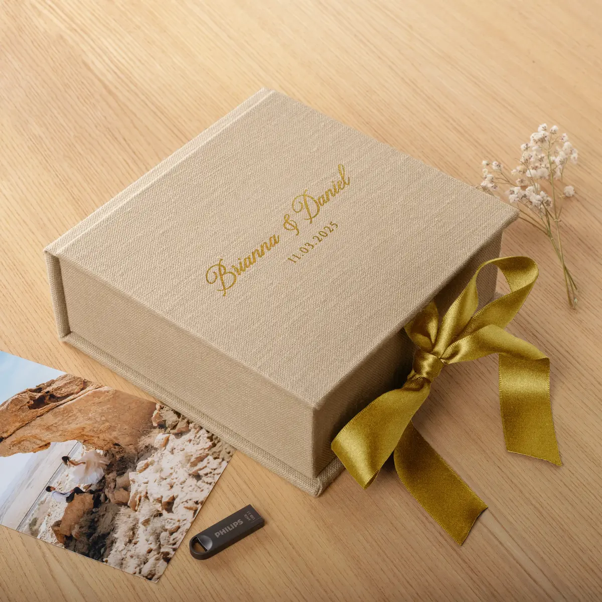 Linen Folio Box with 20 Printed Photocards, Ribbon Closure