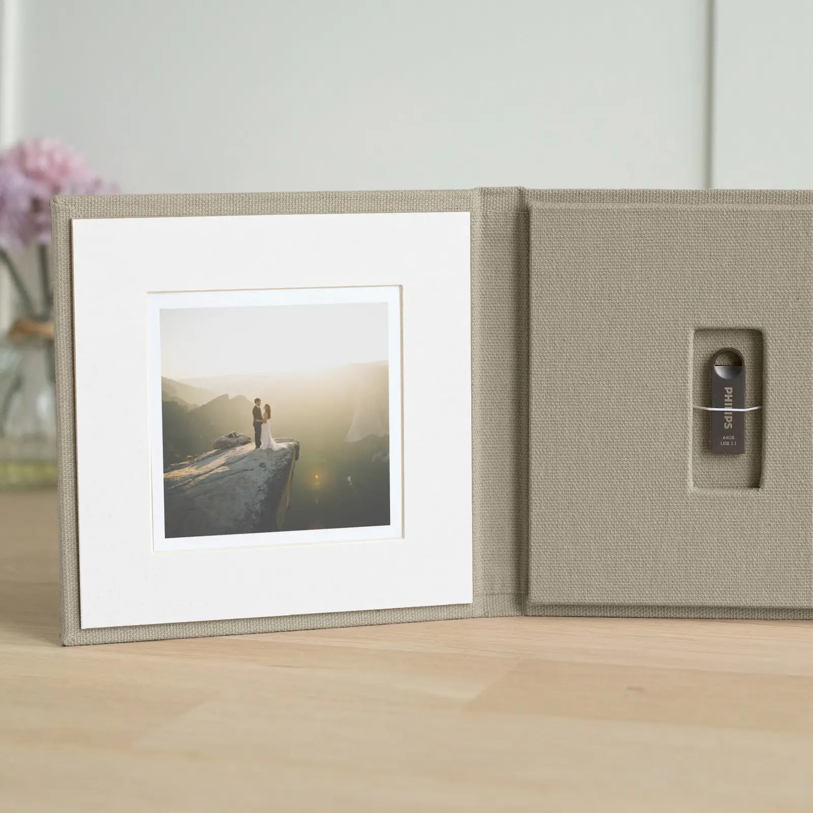 Linen USB Box - Image 3