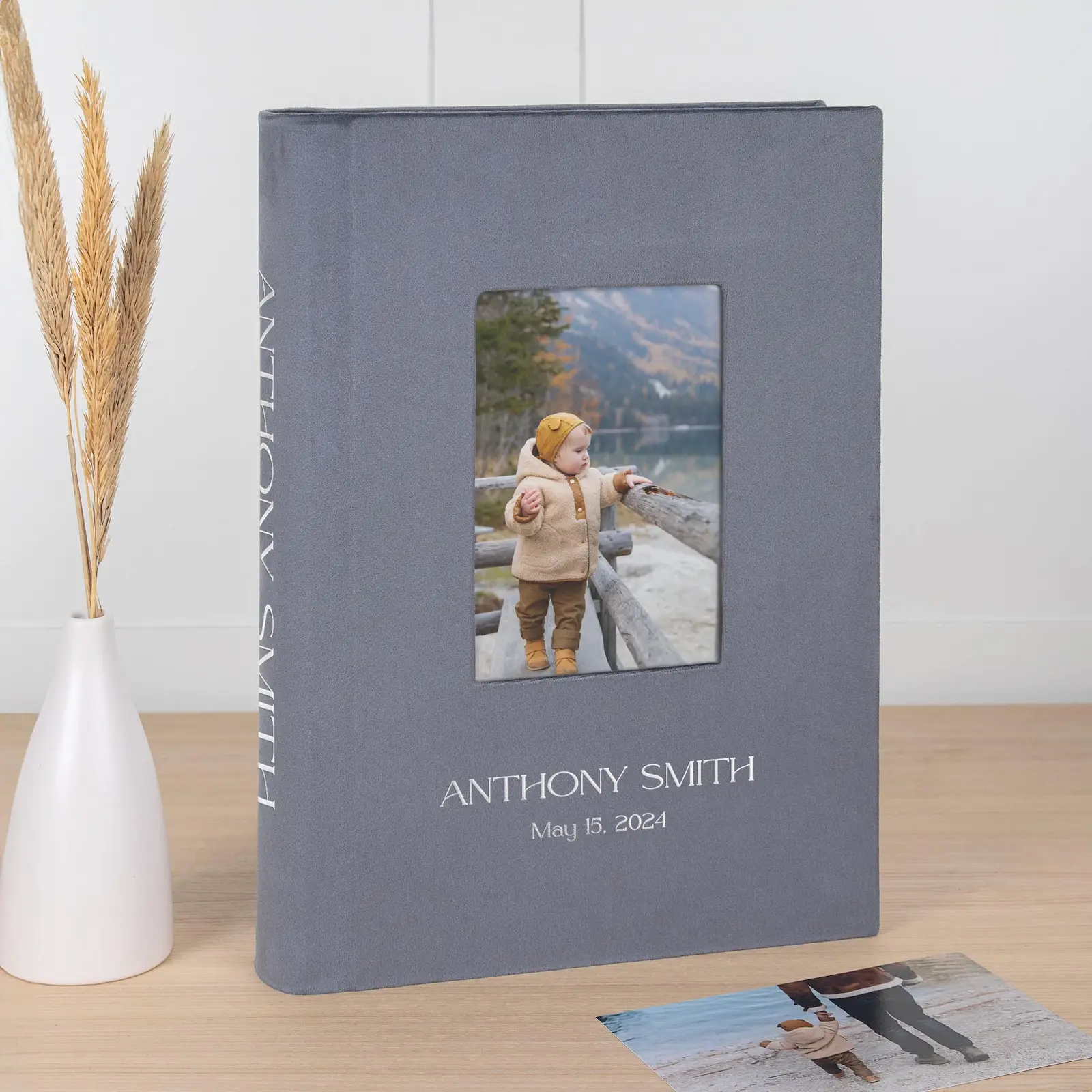 Velvet Slip In Baby Photo Album for 300 4x6 Photos, Photo Window - Image 2