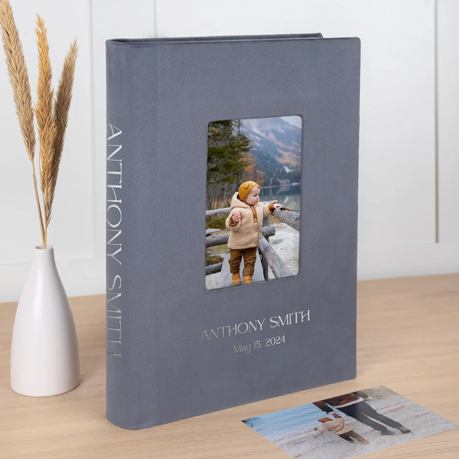 Velvet Slip In Baby Photo Album for 300 4x6 Photos, Photo Window